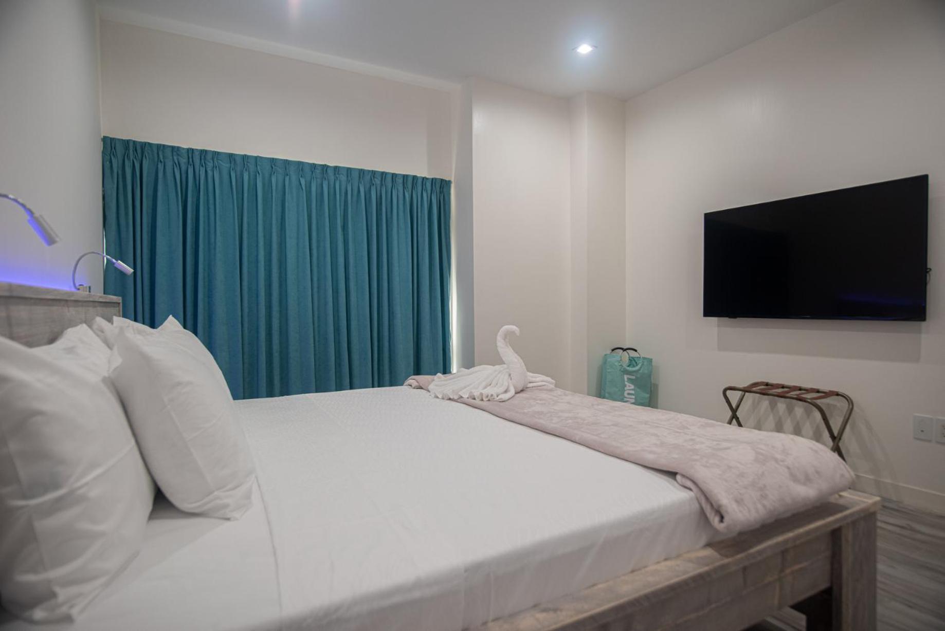 The Cove - Condo Hotel - Palm Beach Strip Extérieur photo
