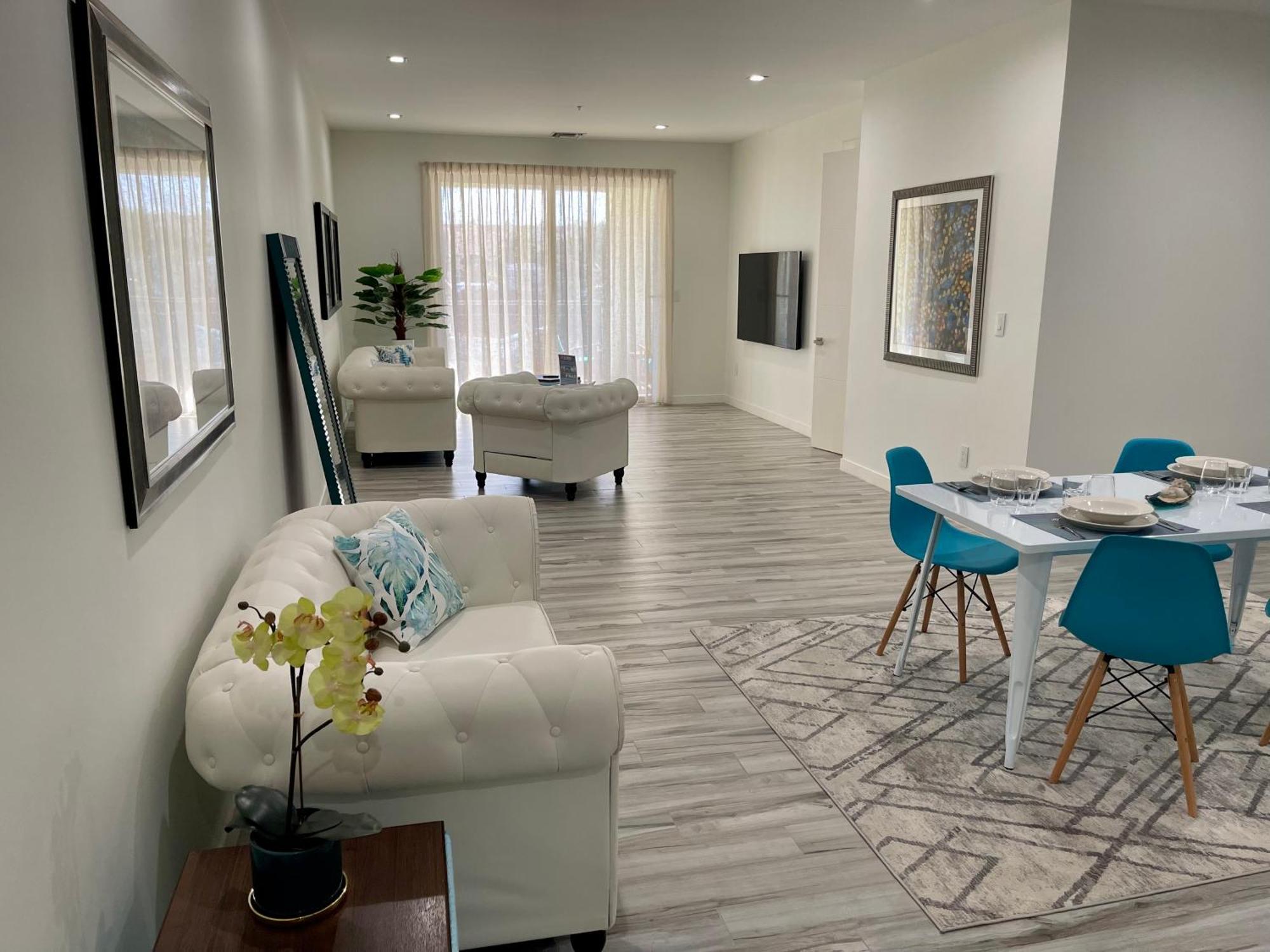 The Cove - Condo Hotel - Palm Beach Strip Extérieur photo